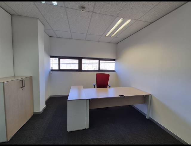 1,082M² OFFICE TO LET IN SANDTON CENTRAL